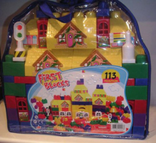 93 pcs bag castle