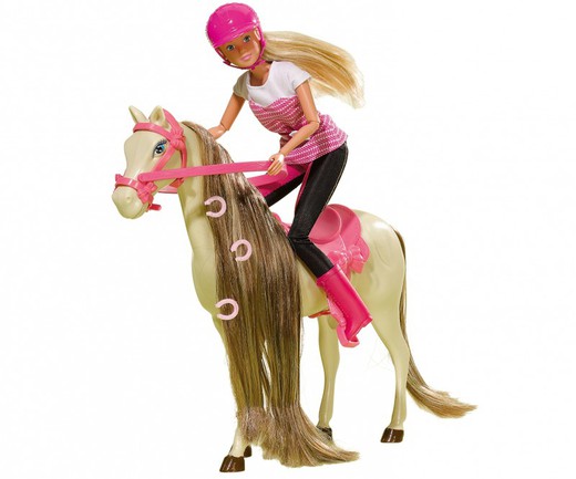 Steffi amor com cavalo