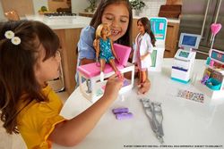 Barbie Doctor With Medical Clinic