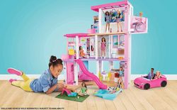 Barbie Dream House 2021