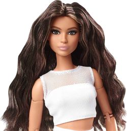 Barbie Movimiento Sin Límites Original Pelo Moreno