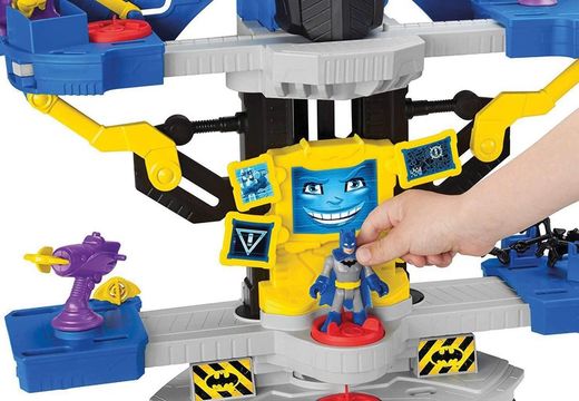 Batcueva transformable