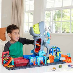 HOT WHEELS CITY TUNEL DE LAVABO TIBURON