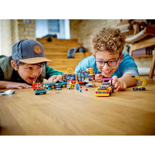 *Taller Mecánico De Tuning Lego