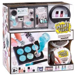 MGA'S MINIVERSE - MINI MAKEUP S1 EXP.15