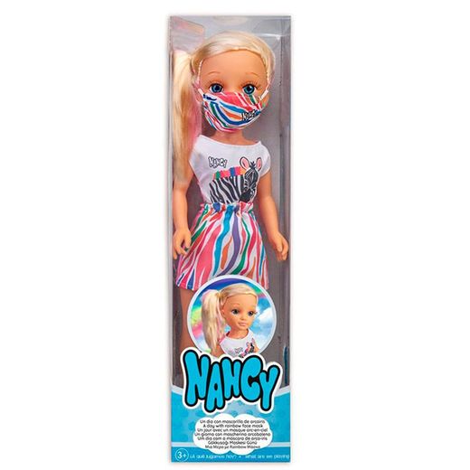 Nancy, Un Dia Con Mascarilla De Arcoiris