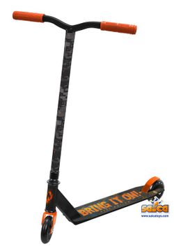 PATINETE 2R  FREE STYLE NERF WILD BULL