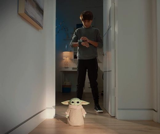 Star Wars Baby Yoda Con Movimientos