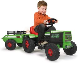 Trattore Mercedes con rimorchio