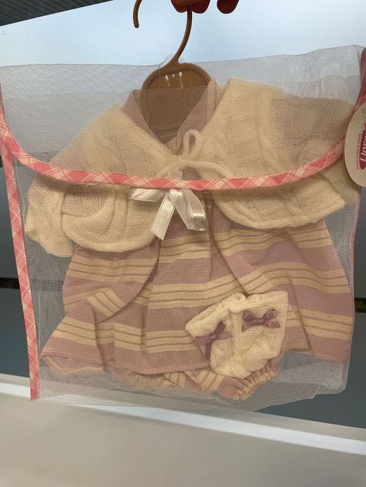 Robes pleureuses 42 cm
